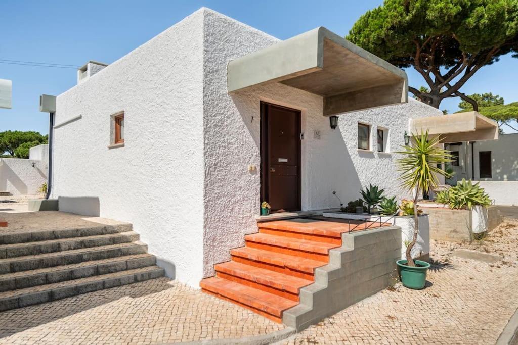 Sunny Villa With Golf Front View Vilamoura Exterior photo
